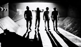 发条橙完整版在线观看,探索人性与自由的黑暗寓言